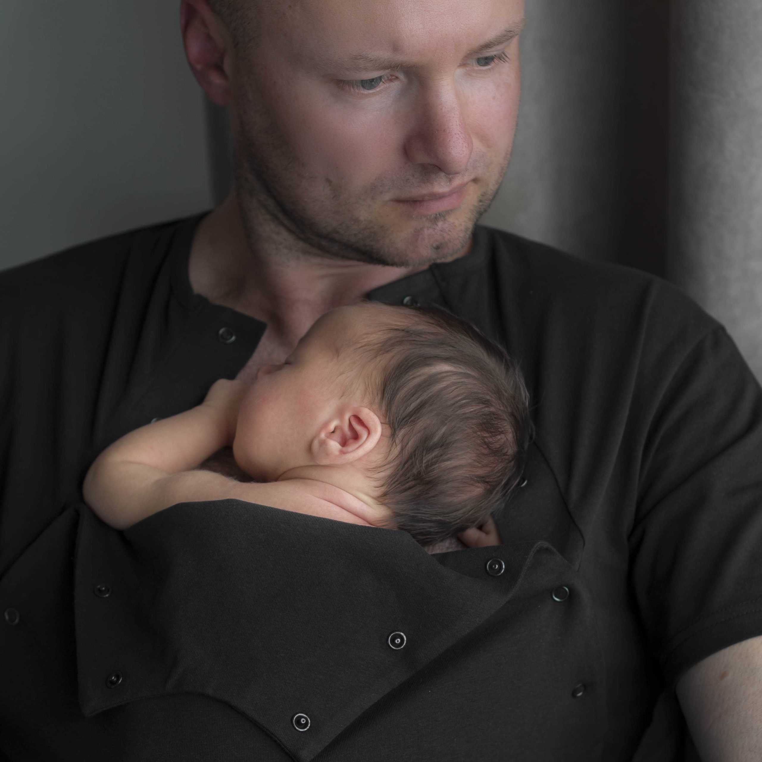 CZARNY koszulka do kangurowania 1x1_2